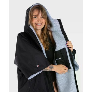 DRYROBE Advance Short Sleeve Schwarz Camo Grau L